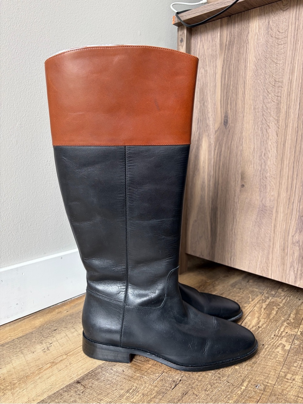 J. Crew Classic Leather Two Tone Riding Boots Size 9.5 - Picture 3 of 14